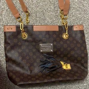 Louis Vuitton Purse